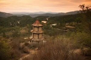 Deer Park Monastery ofrece retiros, naturaleza y atención plena en las montañas de San Diego