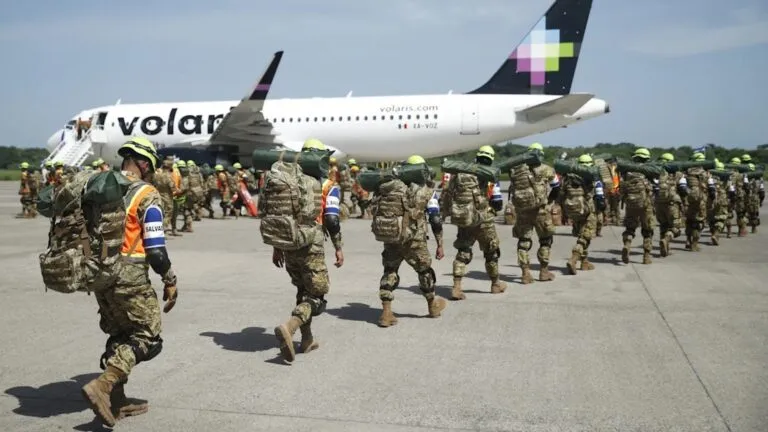 Aeronave de Volaris utilizada para trasladar ayuda humanitaria desde El Salvador hacia Venezuela