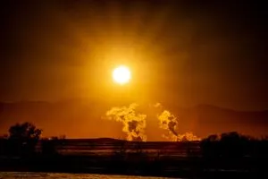 Alerta por calor en San Diego con altas temperaturas y condiciones extremas durante la jornada.
