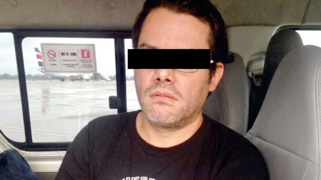 Detención del hermano de Víctor Álvarez Puga durante una investigación por presunto fraude y lavado de dinero