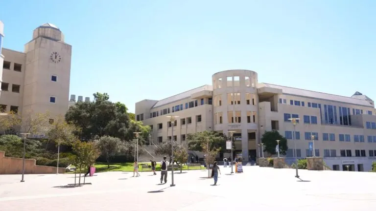 Investigación por posible exposición a tuberculosis multirresistente en CSU San Marcos y el Sprinter
