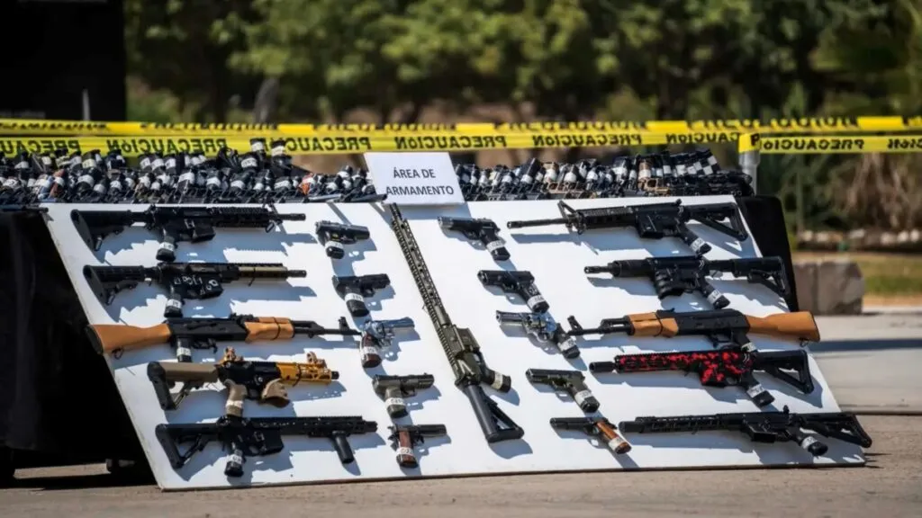 Destrucción de armas aseguradas al crimen organizado durante un operativo oficial en Tijuana