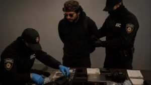 Caso de un hombre que se identificó como talibán y cuya detención abrió un debate sobre posible radicalización.