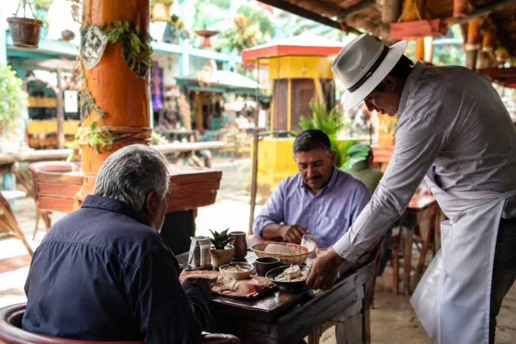 Ferias gastronómicas fortalecen emprendedores y proveedores del sector gastronómico en Tijuana.