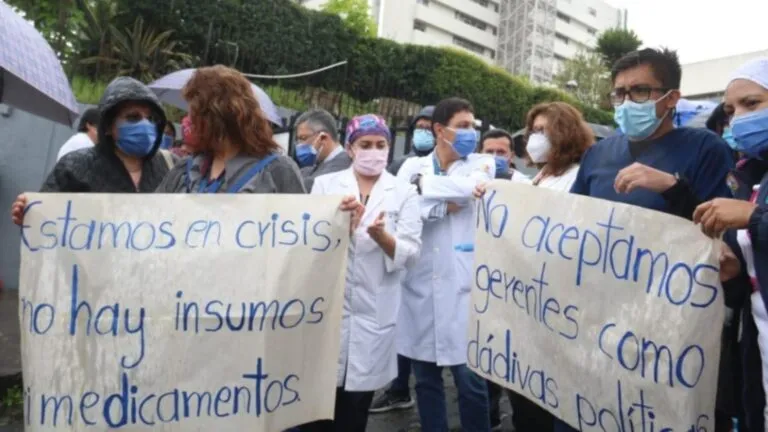 Hospitales de Ecuador enfrentan escasez de medicinas e insumos