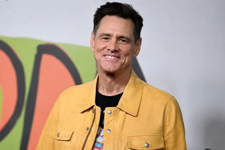 Jim Carrey rinde homenaje a Chuck Russell tras su fallecimiento en San Diego y recuerda el legado de La Máscara.