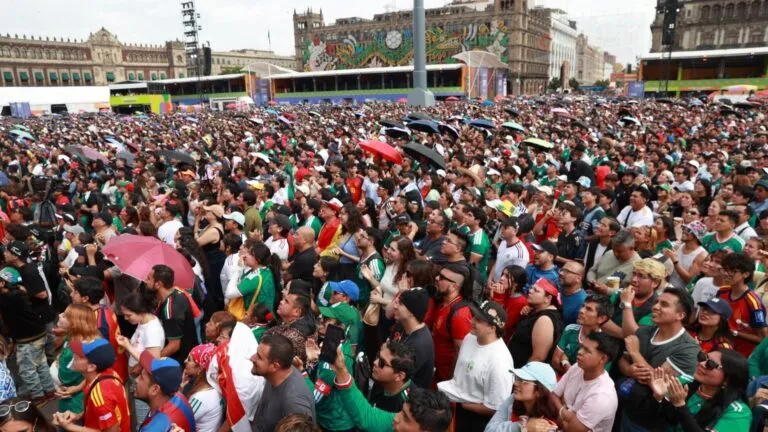 Mundial 2026 reúne a miles de aficionados en la Ciudad de México