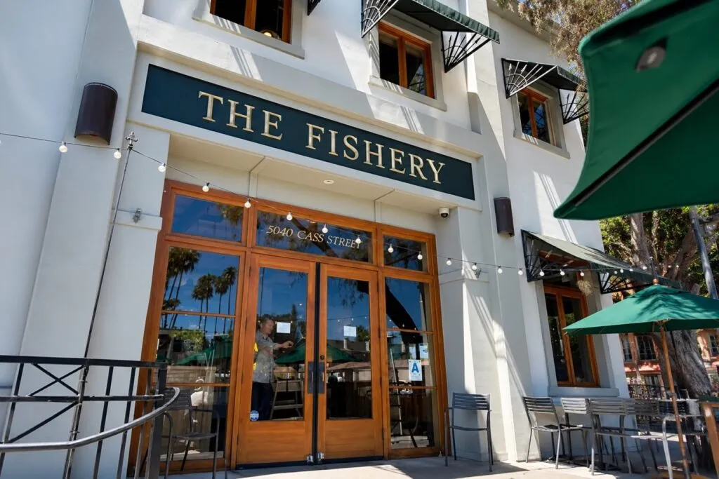 Restaurantes de San Diego con terrazas, cocina de autor y ambiente frente al océano Pacífico.