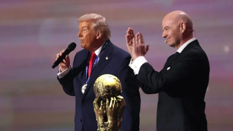 Controversia por la petición de Trump para que la FIFA revisara la sanción disciplinaria de Folarin Balogun durante el Mundial 2026.