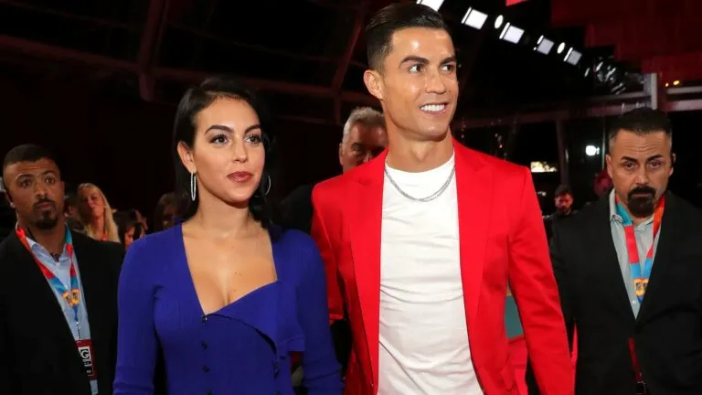 Cristiano Ronaldo y Georgina Rodríguez se casan en Portugal después de una década de relación y un año después de anunciar su compromiso.