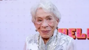 Bunny Levine muere a los 97 años tras una extensa carrera en cine y televisión.