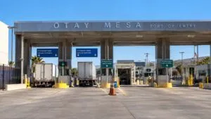 Garita de Otay facilita transporte de carga entre Tijuana y San Diego