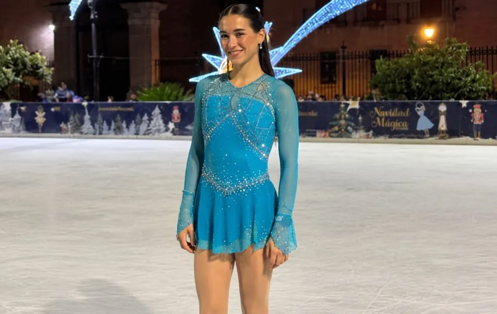 Andrea Astrain representa al patinaje mexicano y busca destacar en competencias internacionales.