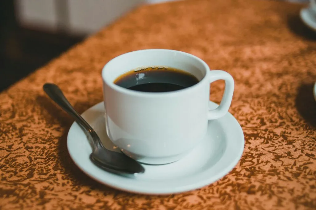 Café mexicano producido en regiones cafetaleras del país gana reconocimiento por su producción y crecimiento de exportaciones.