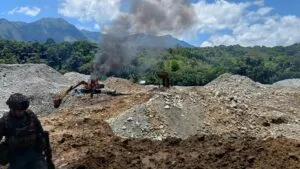 El colapso de una mina de oro en Nariño, Colombia, deja al menos 14 muertos y siete heridos.