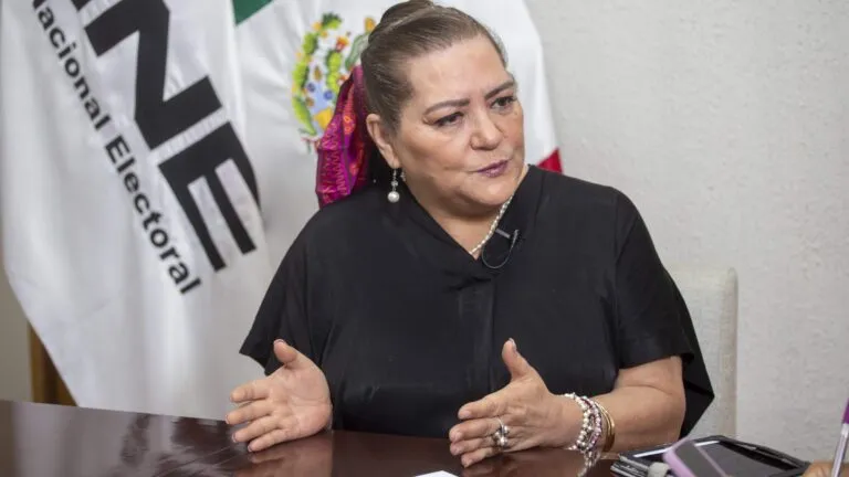 Guadalupe Taddei descarta dejar la presidencia del INE mientras se investigan contratos y posibles conflictos de interés