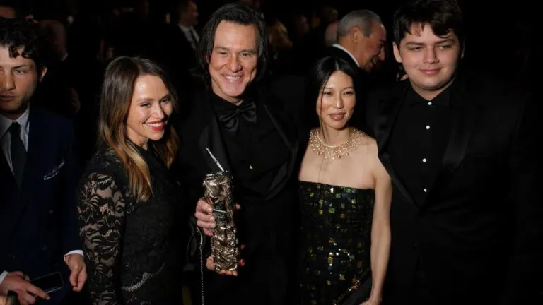 Jim Carrey se casa por tercera vez tras confirmar su relación con la artista surcoreana Min Ah.